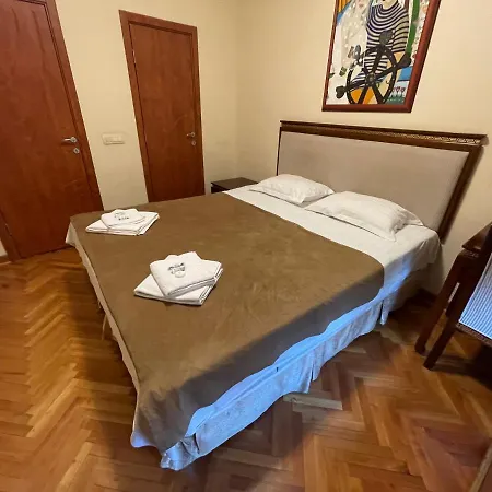 Bed & Breakfast Boutique Travelling Actor - Skadarlija