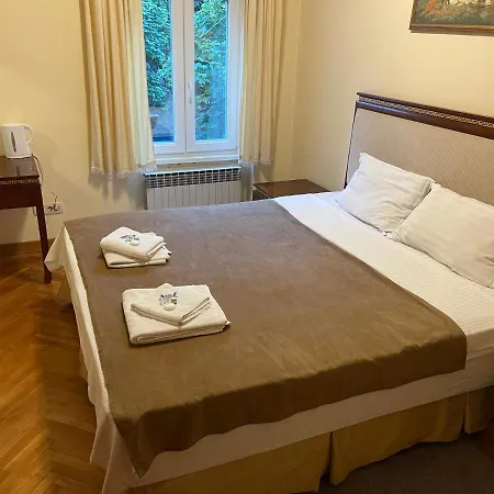 Bed & Breakfast Boutique Travelling Actor - Skadarlija